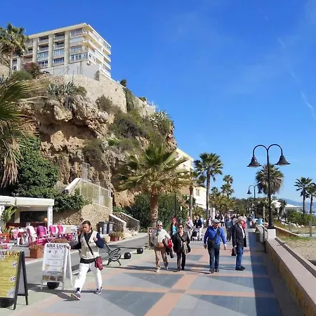 Cozy Walk To Beach&train Apartament *